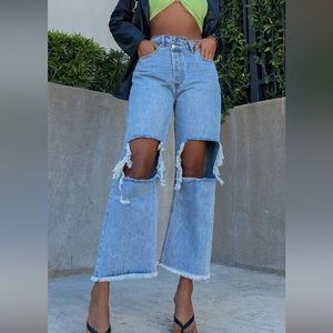 Princess polly Holly Asymmetric Straight Leg Jean Knee Rips Light Wash Denim